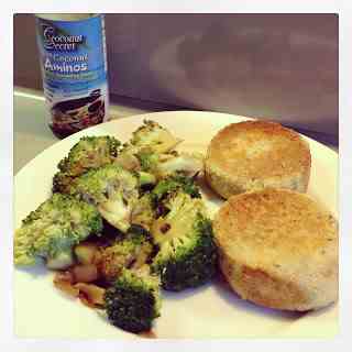 Simple Sesame Broccoli