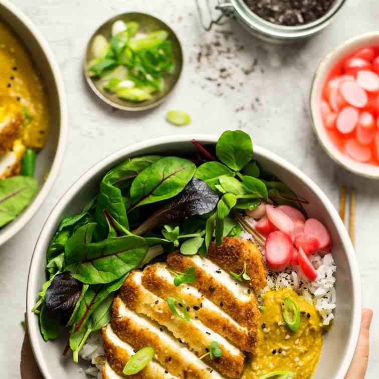 Vegan katsu curry with tofu