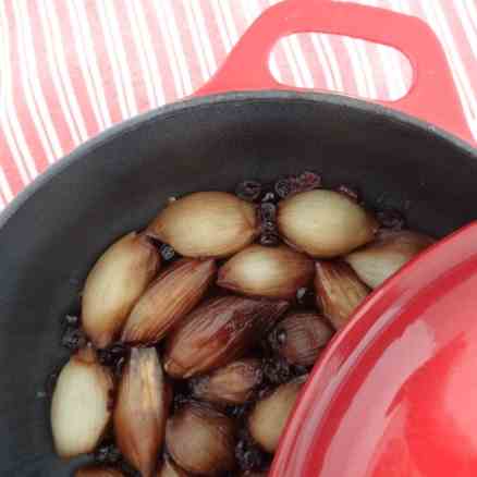 Festive Stuffed Onions In Tangy Sauce