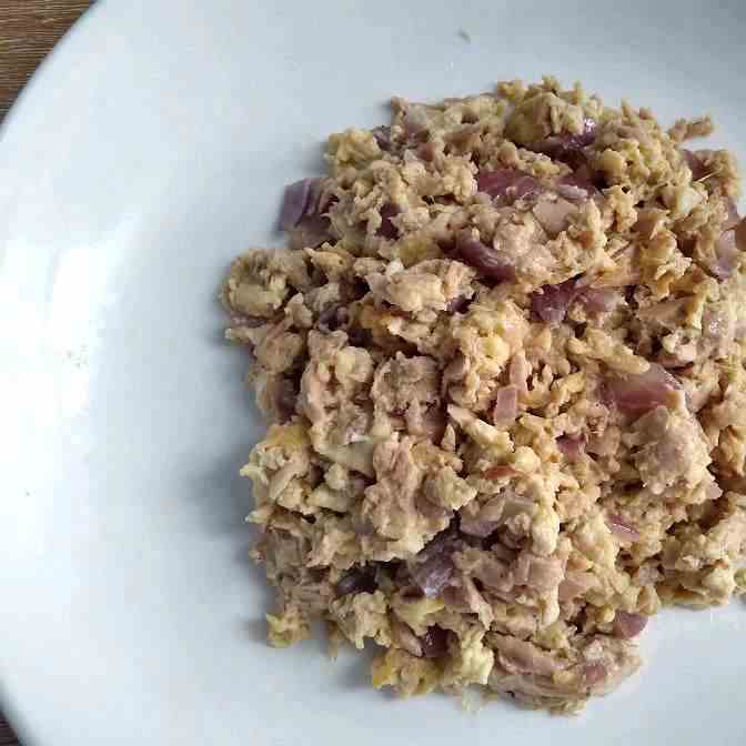 Tuna Scrambled Egg