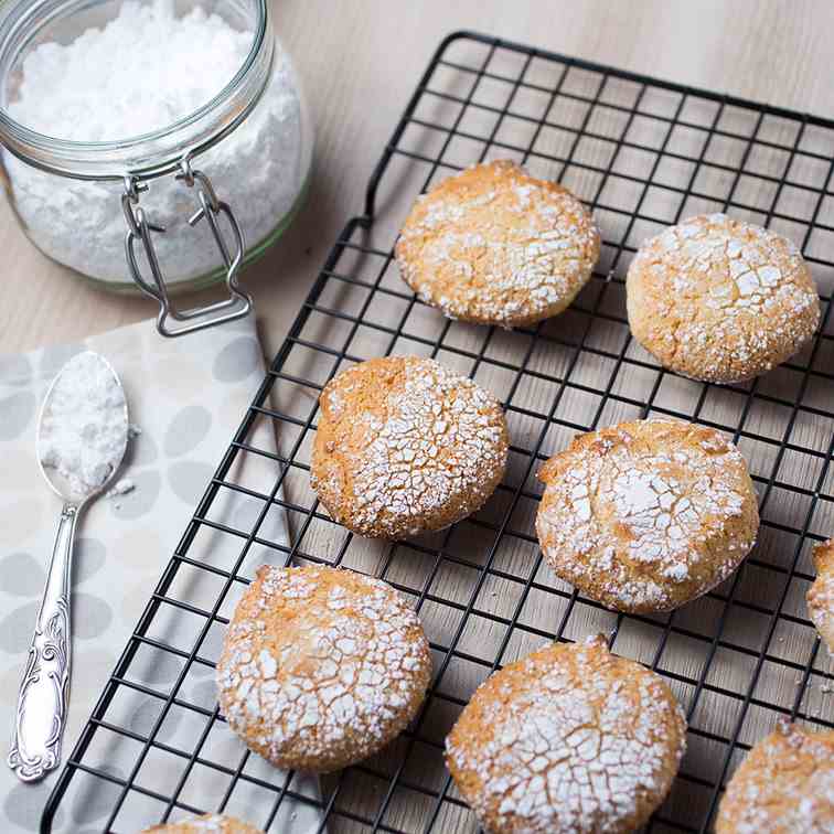 Almond Cookies