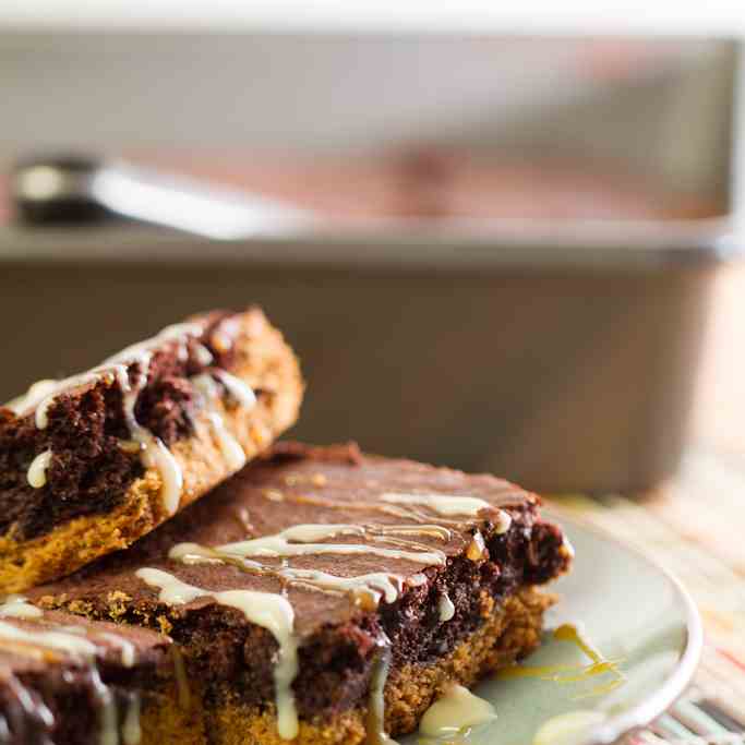 Cookie Butter Brownie Bars