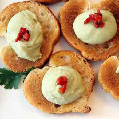 Garlic and White Bean Puree Recipe