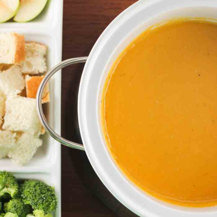 Cheddar Cheese Fondue