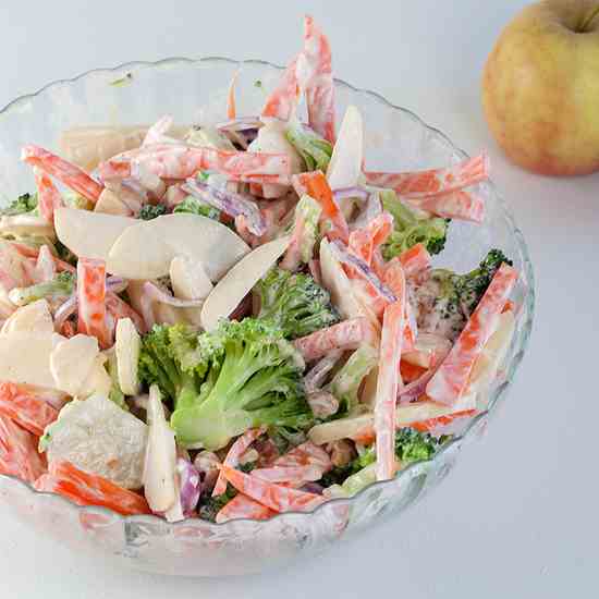 Broccoli apple salad