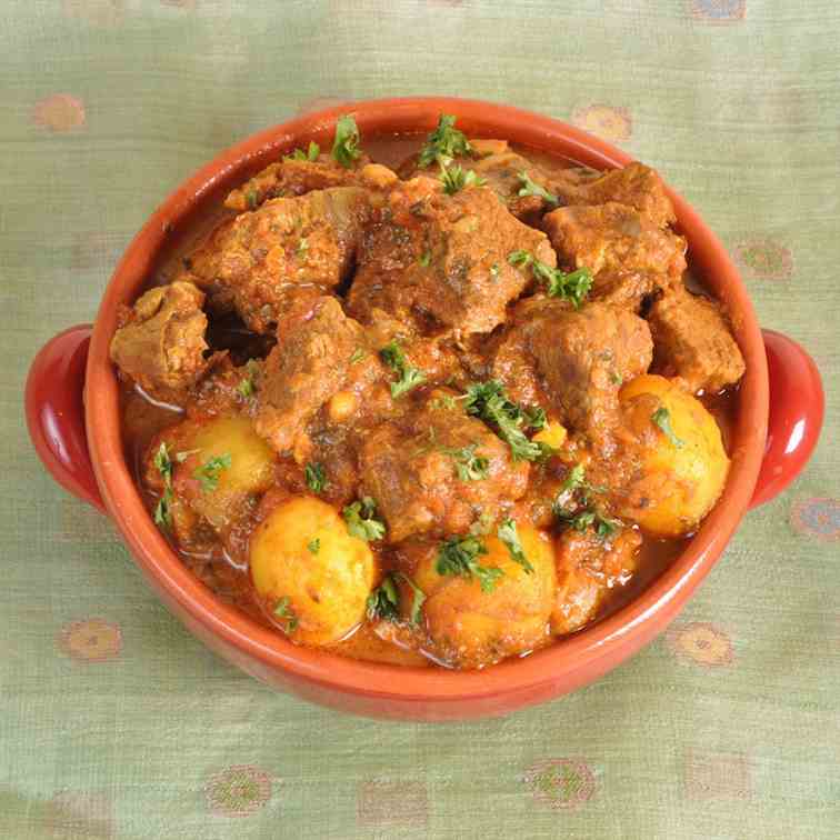 Lamb Curry With Baby Potatoes