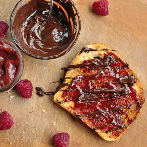 Raspberry-chocolate tartine