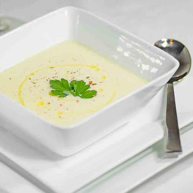 Creamy Cauliflower Soup