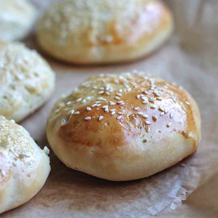 Homemade Burger Buns 