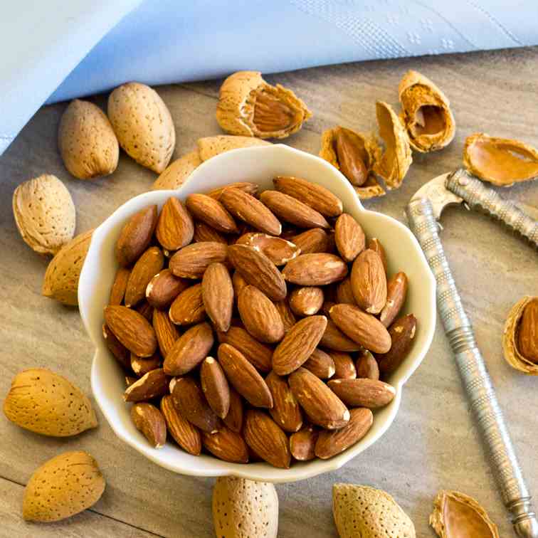 Dry Roasted Almonds