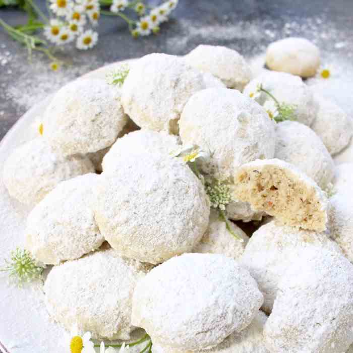 Italian Wedding Cookies