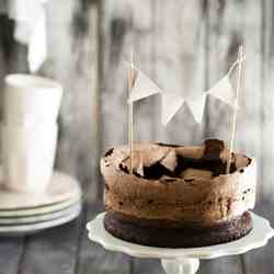 Double chocolate cake with cocoa meri