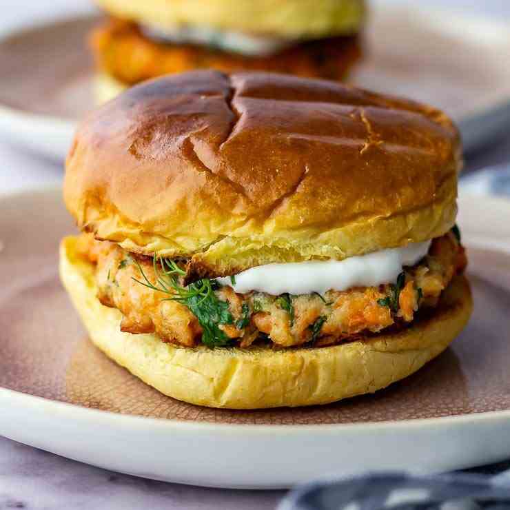 15 Minute Salmon Burgers
