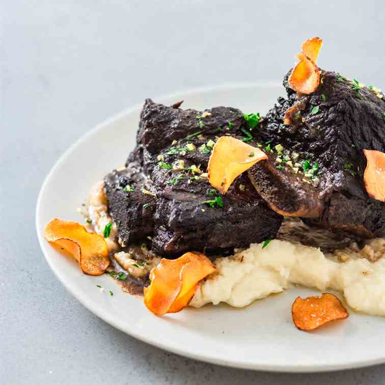 Braised Short Ribs with Sunchoke Puree