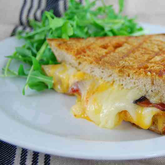 The Real Grilled Cheese Sandwich