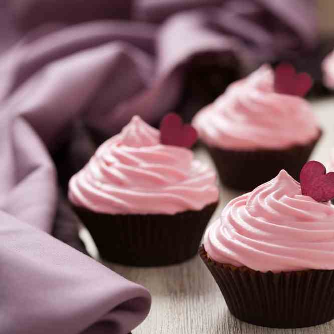 Airfryer Strawberry Cupcakes