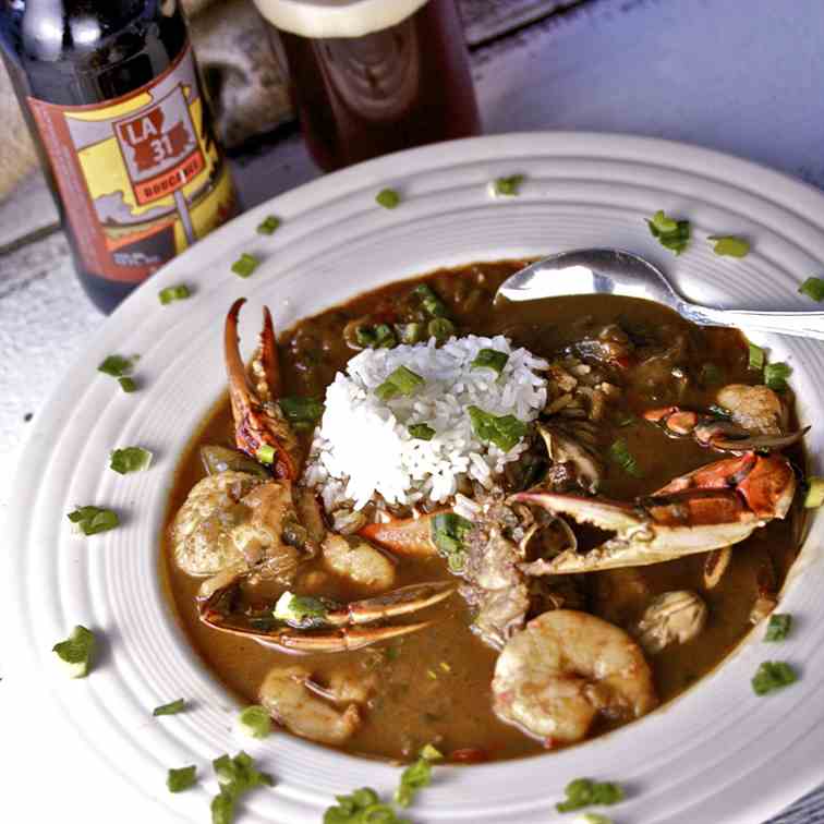 The Best Louisiana Seafood Gumbo