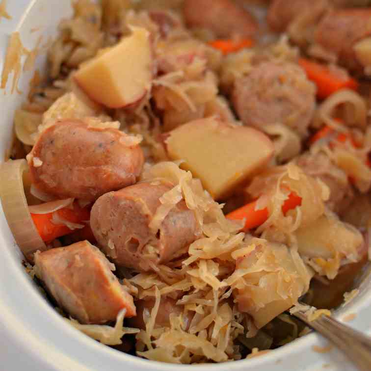 Slow Cooker Sauerkraut and Sausage