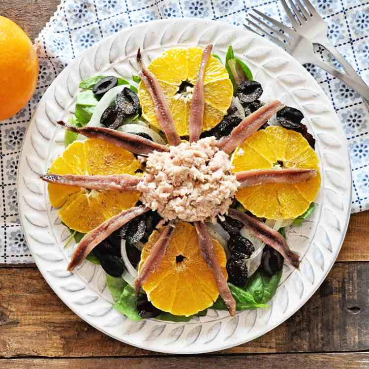 Spanish Salad with Oranges