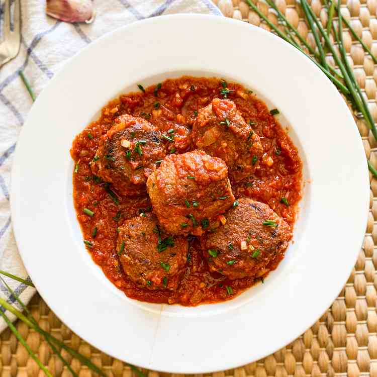 Tuna MEATBALLS in Spanish Tomato Sauce