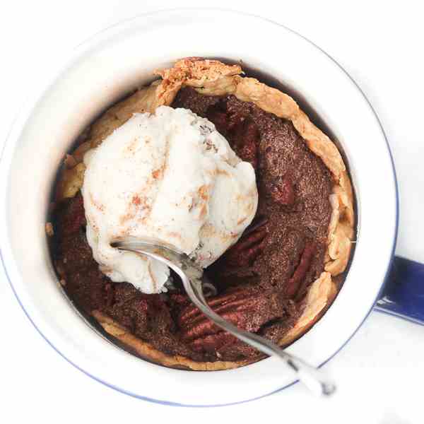 Pecan Pie in a Mug