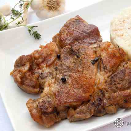 Baked pork meat