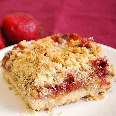 Strawberry Streusel Bars