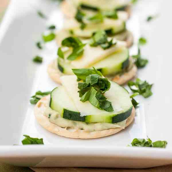 Cracker Bites with Dip, Cucumbers and Chee