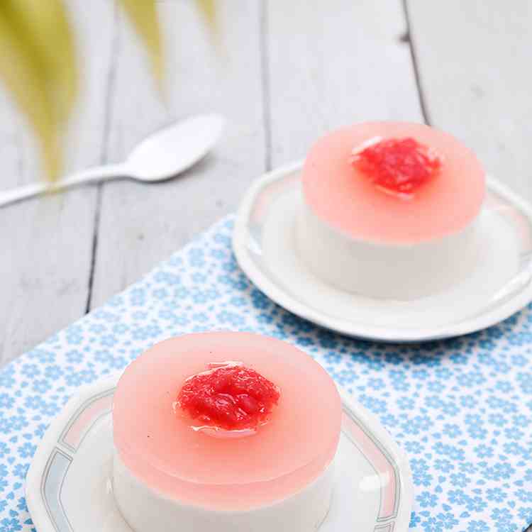 Vegan panna cotta with rhubarb jelly