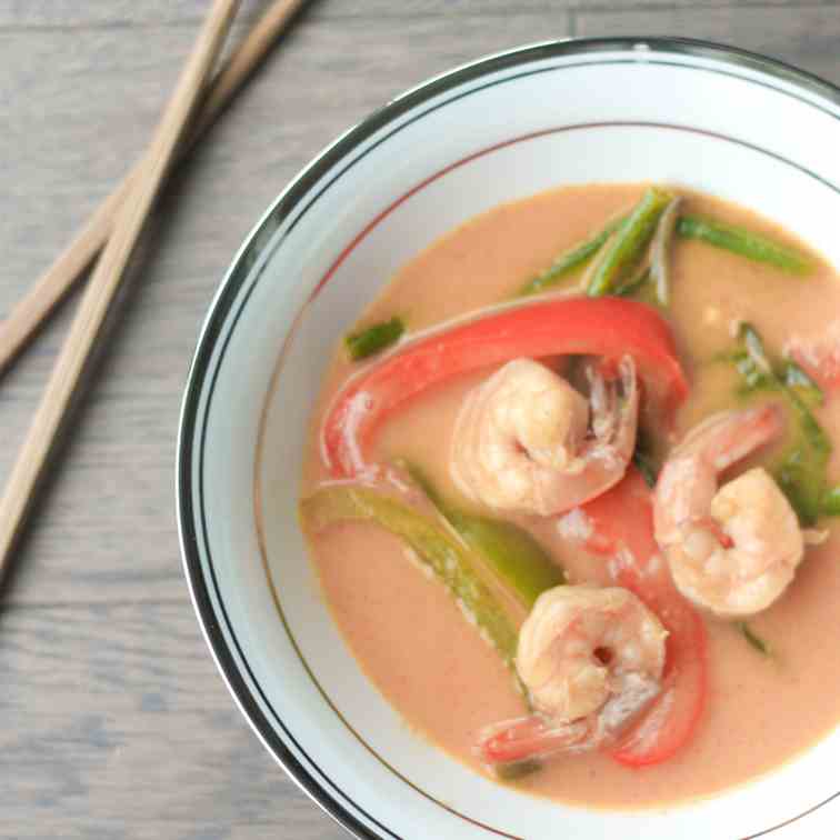 Thai Coconut Red Curry with Prawns