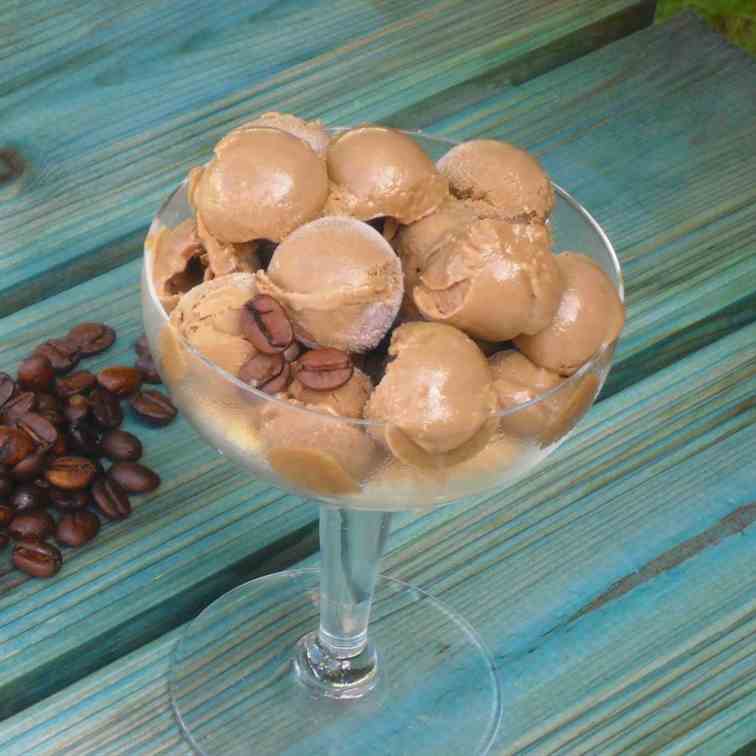 coffee ice cream (very easy)