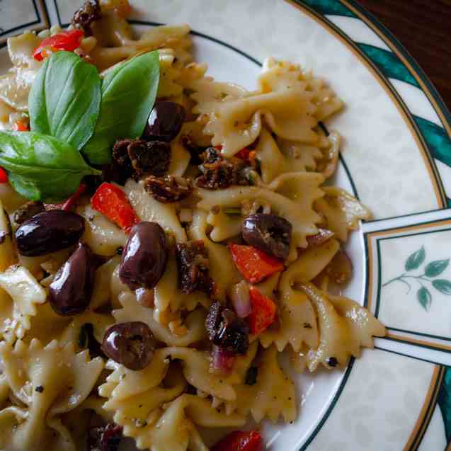 Meaghan's Mediterranean Pasta