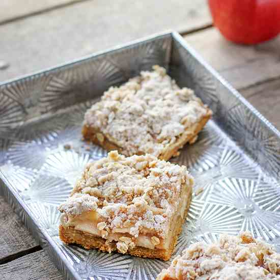 Apple Crisp Bars