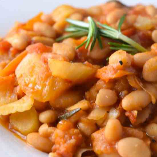 Mediterranean White Bean Salad