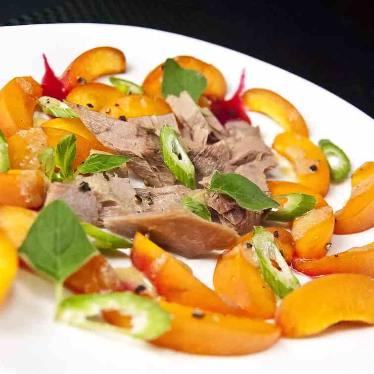 Apricots & red tuna salad