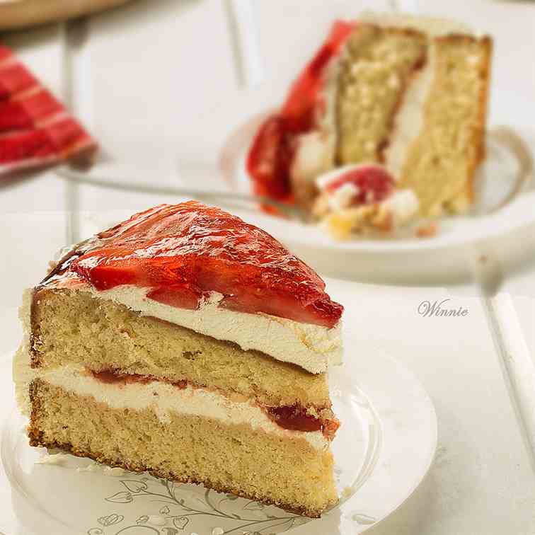 Strawberry Torte Cake