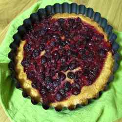 Whole wheat flour cherries-raspberry cake