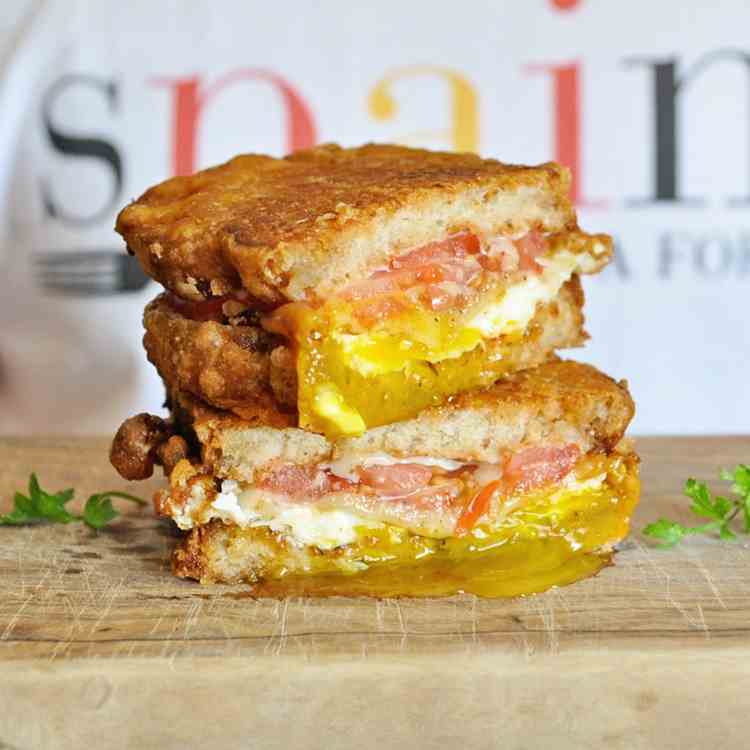 The BEST-EVER Breakfast Sandwich