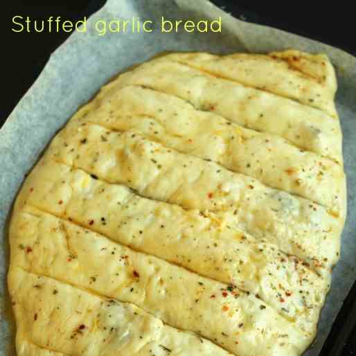 Stuffed garlic bread from scratch