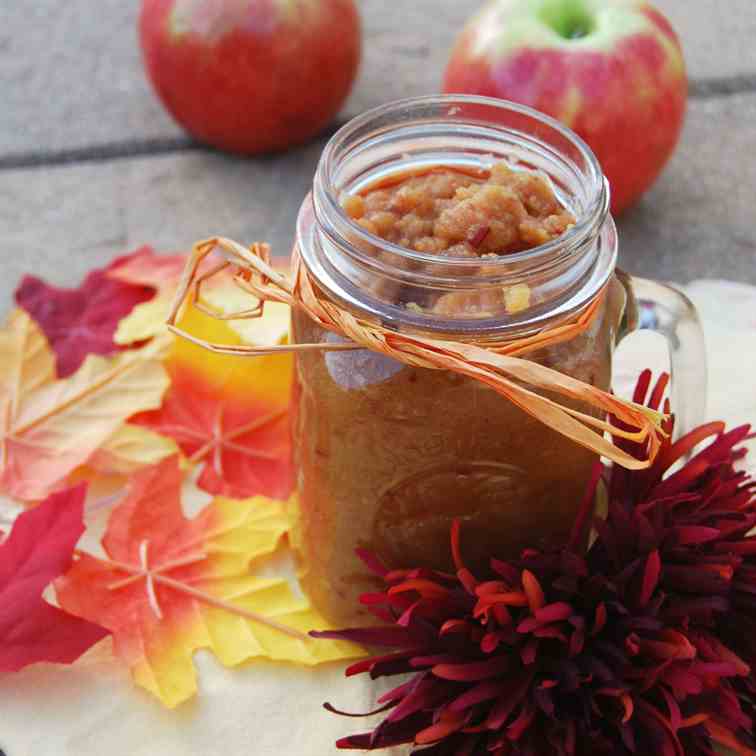 Easy Homemade Applesauce