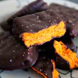 Salted Chocolate Peanut Butter Crackers