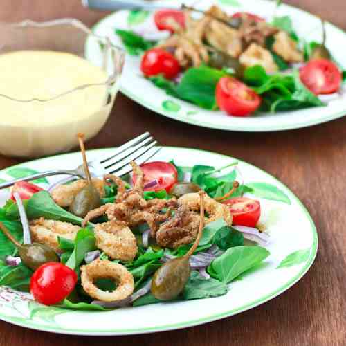 Fried Calamari Salad and Lemon Aioli