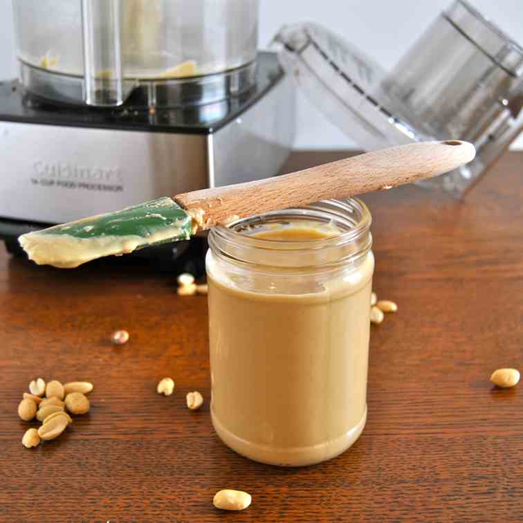 Homemade Peanut Butter