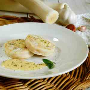 Hake in leek white sauce