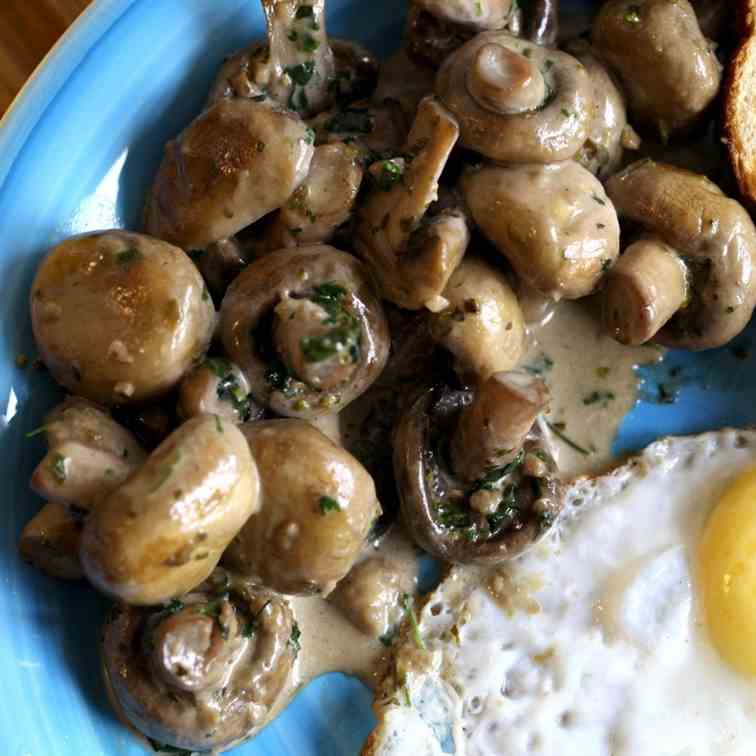 Creamy Garlic Mushroom