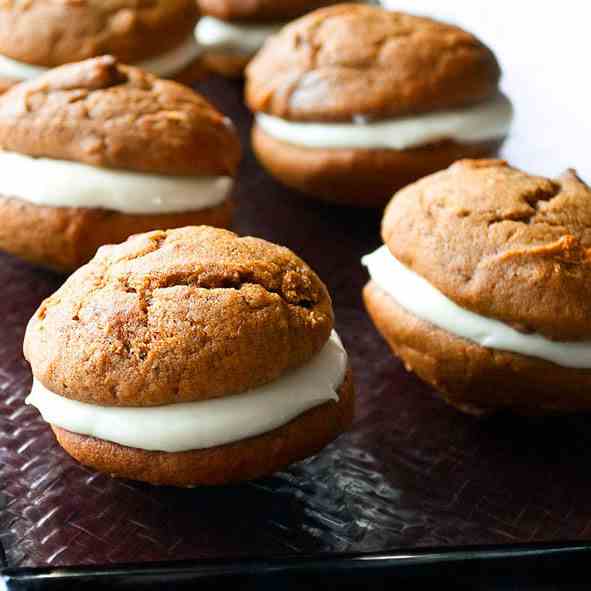 Pumpkin Whoopie Pies