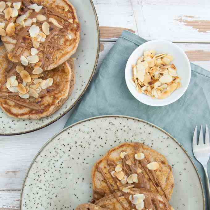 Vegan Apple Pie Pancakes