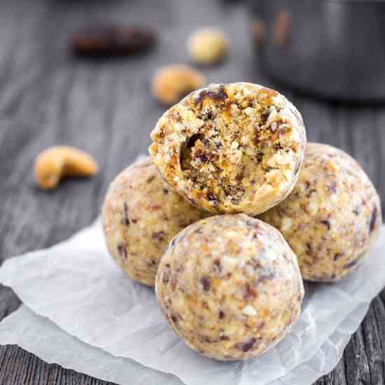 Tahini Protein Balls