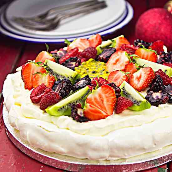 Winter Pavlova