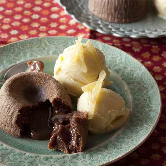 Brazilian Molten Brigadeiro Cake